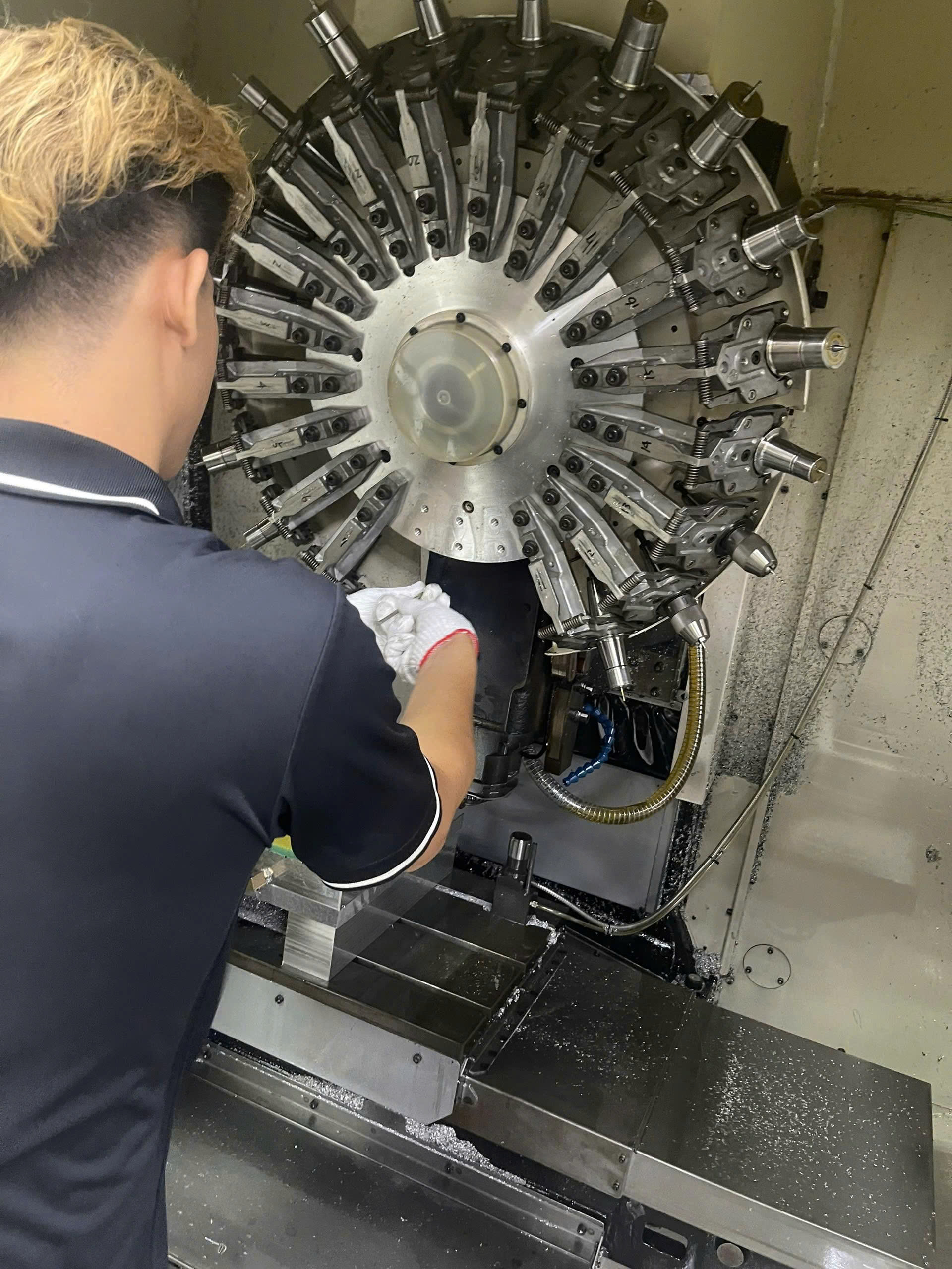 Sửa chữa – bảo trì các dòng máy CNC, máy tiện, máy phay